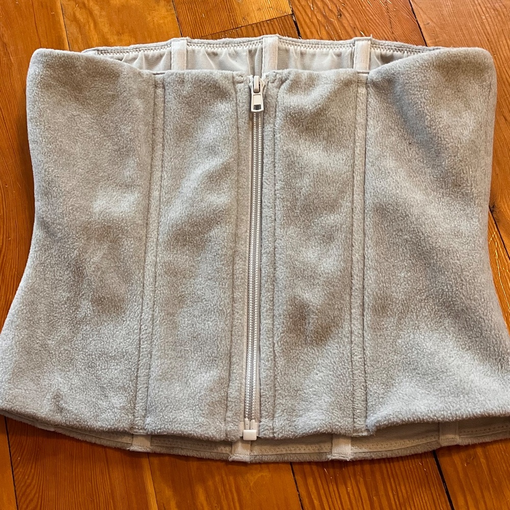 SKIMS Strapless Velvet bodice top Sz M - Picture 3 of 8